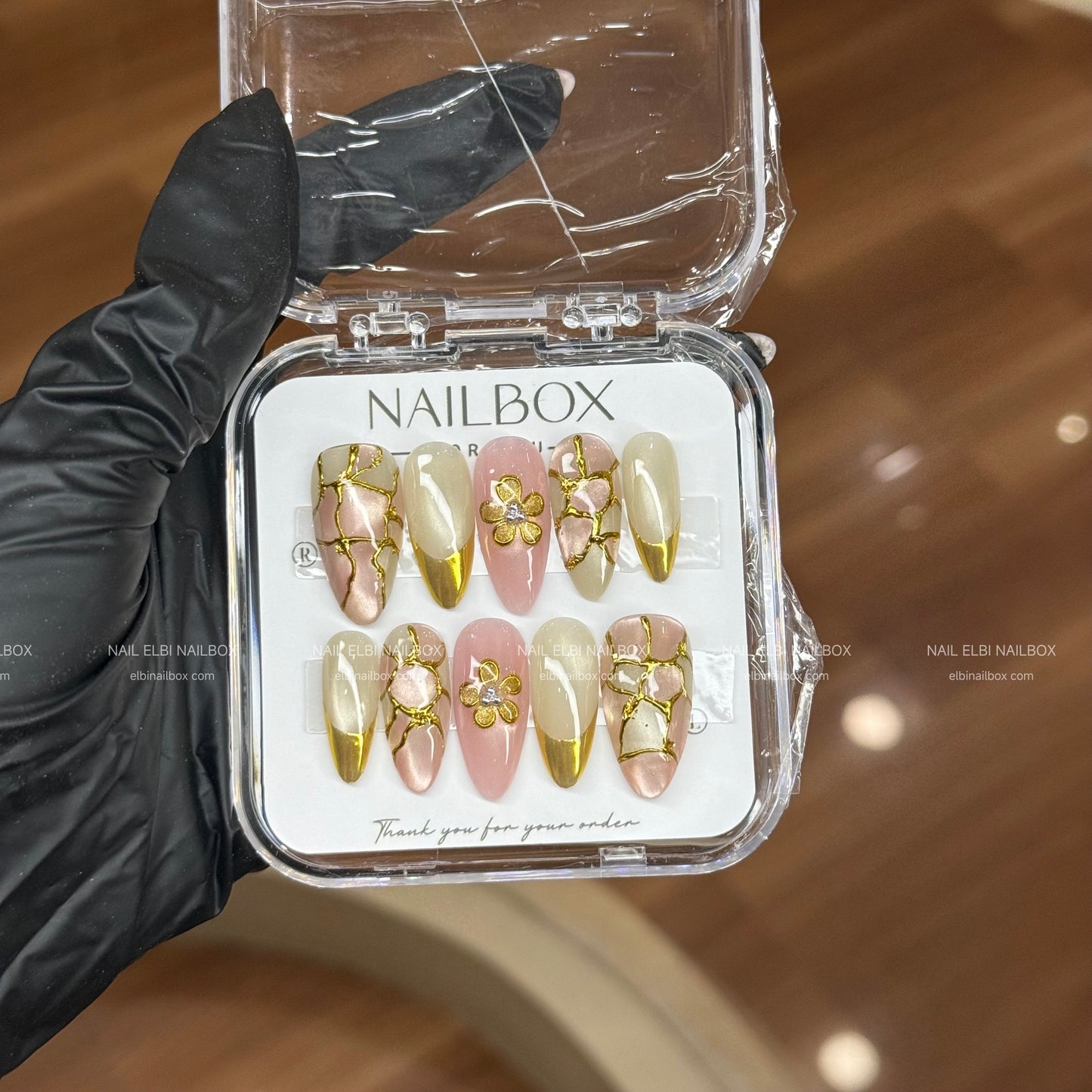 Golden Petal Handmade Press-On Nails
