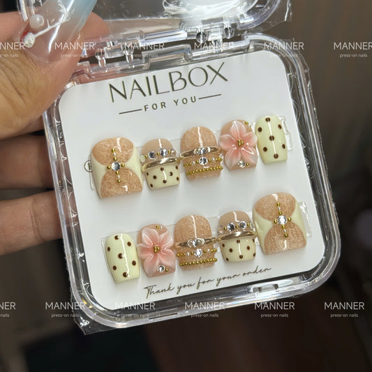 Lace Petal Handmade Press-On Nails