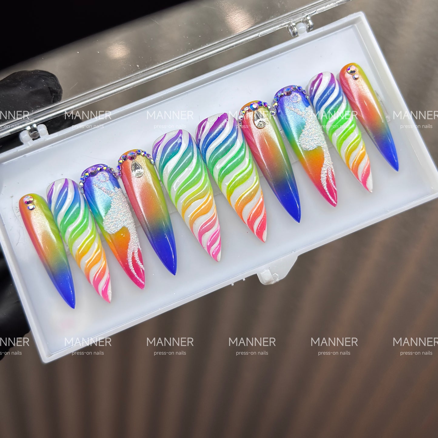 Chromatic Tide Handmade Press-On Nails